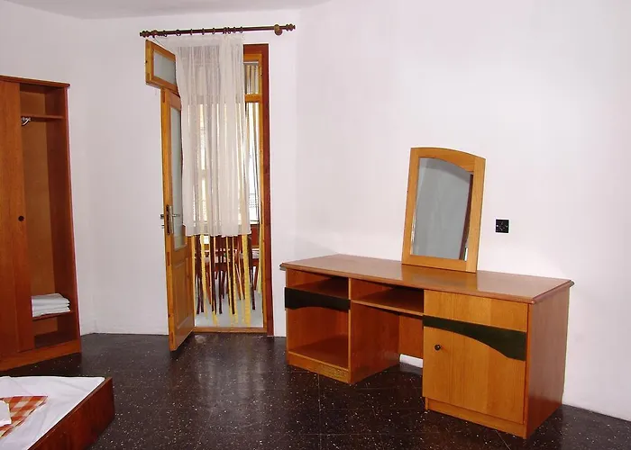 ゲストハウス Petrovi *